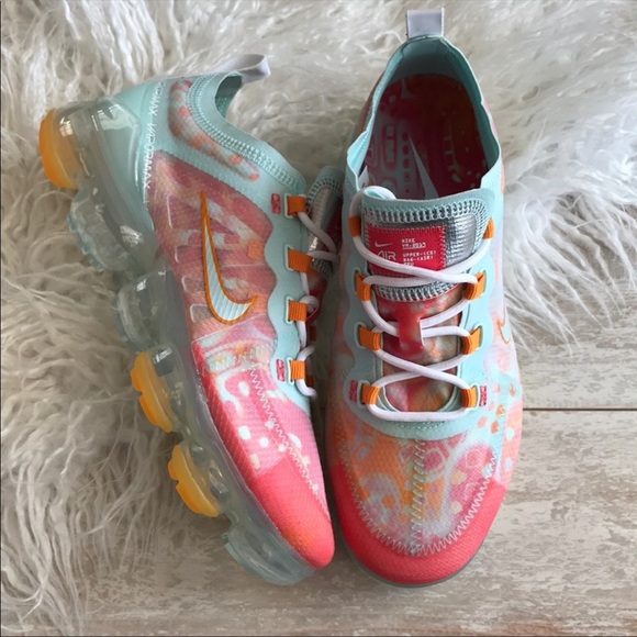 NWT Nike Air Vapormax Flyknit - Picture 5 of 8